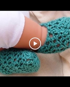 Summer Crochet Baby Booties by Crochet Hooks You
