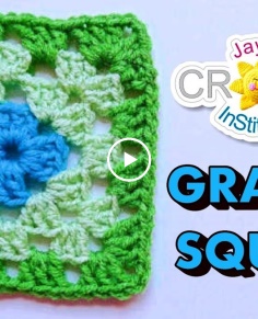 How To Crochet a Granny Square - Beginners Tutorial & Basic Pattern