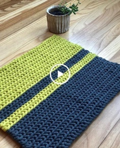 Crochet Rug ( Written pattern & Tutorial )