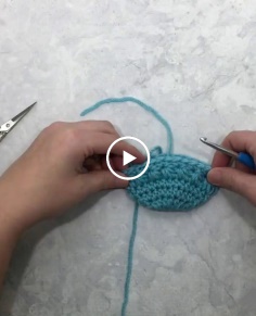 How to Crochet the Star Stitch in the Round - Right Handed