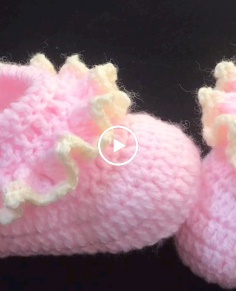 Crochet baby booties or crochet baby shoes EASY 3-6M - How to crochet - Crochet for Baby
