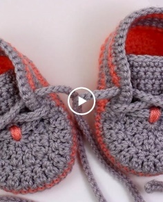 DIY Crochet Baby Sneakers