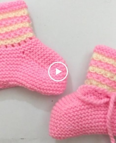 Very Easy Knitting Baby Booties , Shocks , Shoes