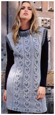Gray sleeveless tunic with a pattern of cones