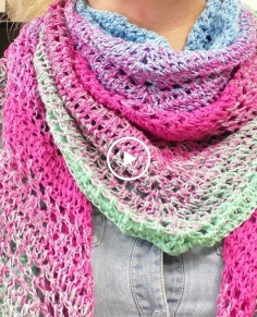 XXL Triangle Scarf Spring Patterns to Freshen Up Your Accessories