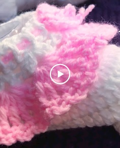 Easy crochet cuffed baby booties for beginners - Newborn 0-3 month 3-6M by Crochet for Baby 186