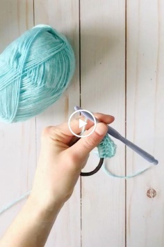 how to make an easy two-toned scrunchie