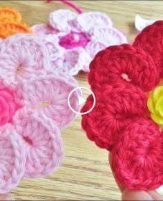 Crochet 7 Petals Flower Easy