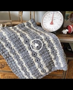 Crochet Daisy Chain  Clusters Baby Blanket Pattern