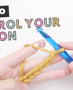 CROCHET TENSION TIPS: The 3 BEST Ways To Hold Your Yarn & CONTROL YOUR TENSION