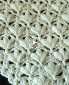 VERY PRETTY AND EASY FLOWER PATTERN FOR A SHAWL