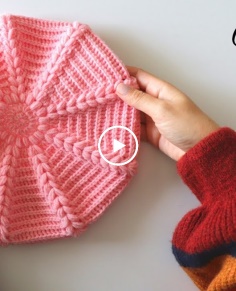 How To Crochet An Easy Beret Hat  Beginner Friendly Tutorial